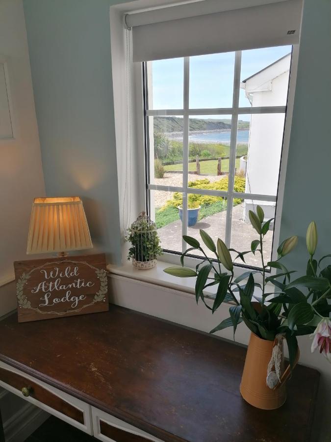 Wild Atlantic Lodge Bed & Breakfast Lahinch Exterior photo